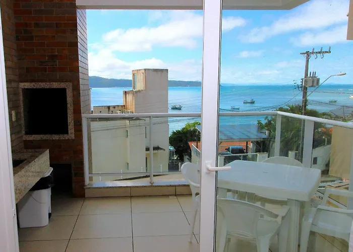 1079 - Apartamento Com Vista Para O Mar Em Bombinhas